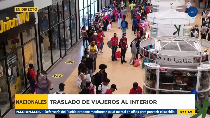 Viajeros se movilizan al interior para recibir el nuevo año