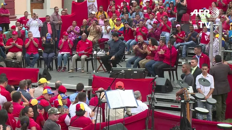 Tres días de asueto laboral en Venezuela por crisis eléctrica