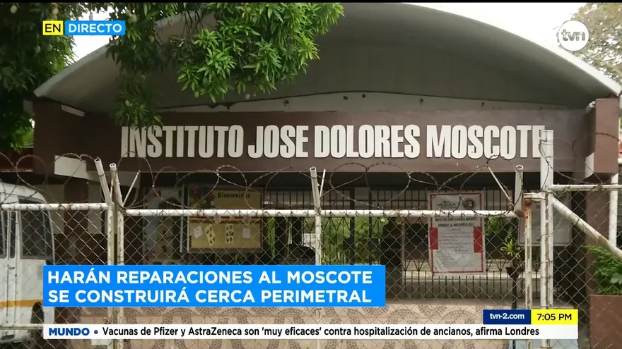 Planteles escolares en medio de laborales de construcción