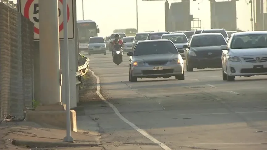 Se inicia restricciones a motos en los corredores