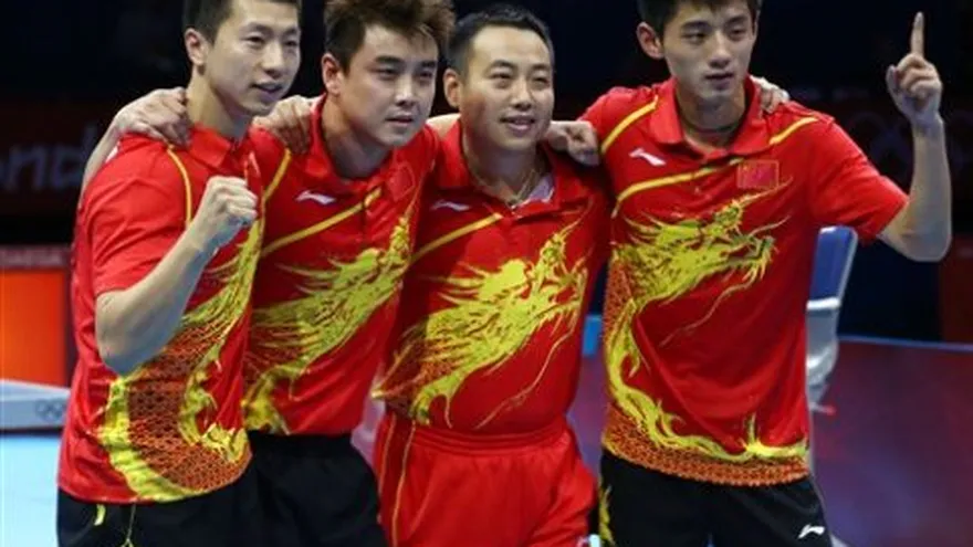 China arrasa con cuatro oros en tenis de mesa