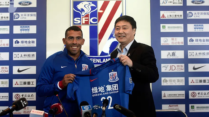 Carlos Tevez fue uno de los grandes fichajes del fútbol chino
