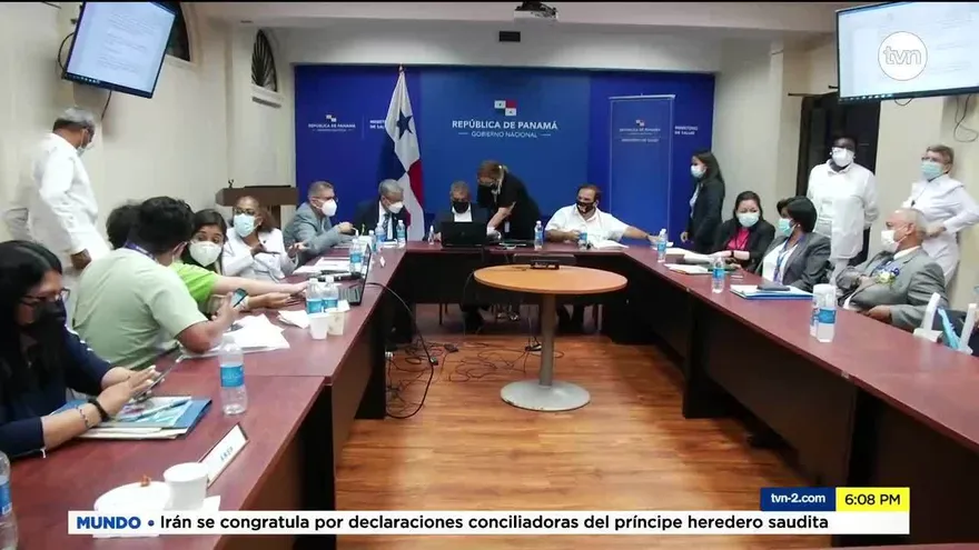 Enfermeras siguen con sus protestan