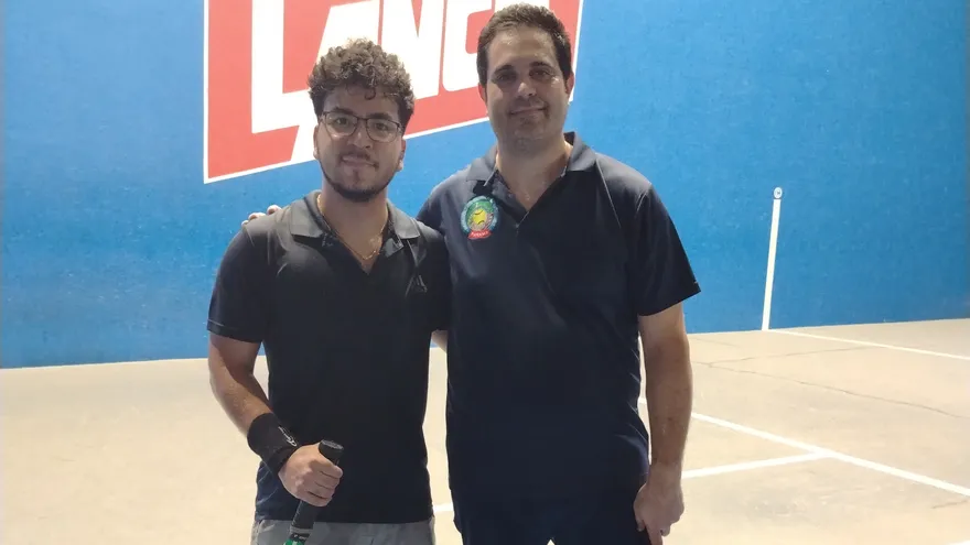 Alfonso Fong Jr. y Dayron Mateo