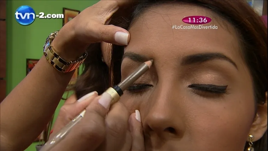 Segmento el buen look de Día - Técnicas para perfilar las cejas