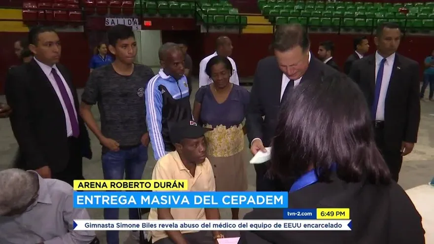 Inicia segunda entrega de Cepadem en gimnasio Roberto Durán