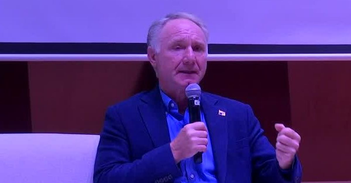 Dan Brown presenta ‘Wild Symphony’ en Panamá y acerca la música clásica a nuevas generaciones