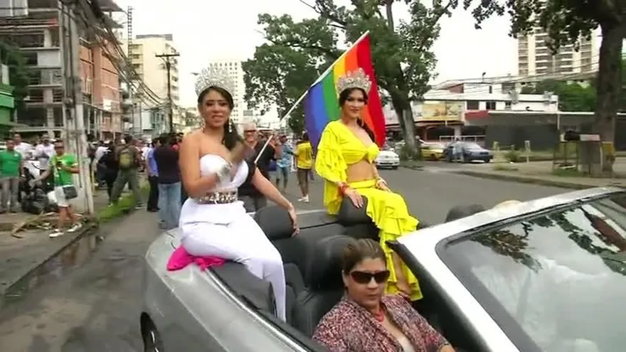 Escogencia de la Emperatriz "Orgullo gay"