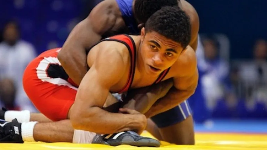 Franklin Gómez se despide sin medalla en lucha libre