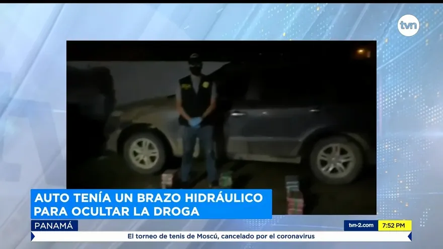 Auto usado para transportar droga tenía un doble fondo especial