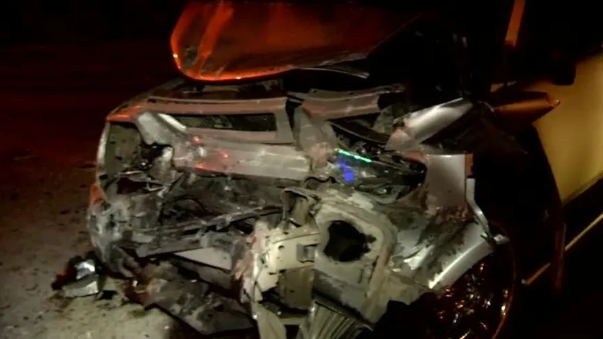 Colisión deja dos heridos en la Vía Centenario