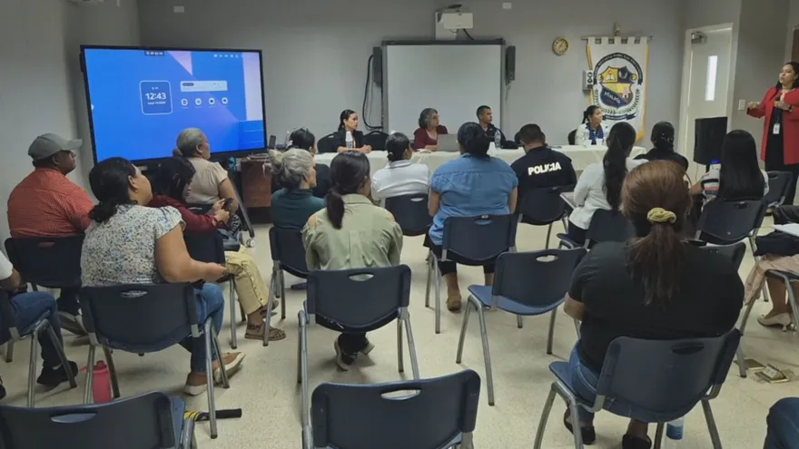 Comunidad educativa y autoridades de un colegio en Veraguas buscan combatir el bullying
