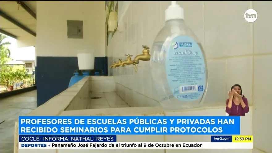 En Coclé docentes se preparan para clases semipresenciales