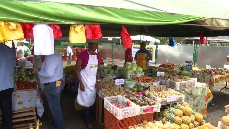 Varela responde a la demanda por el control de precios