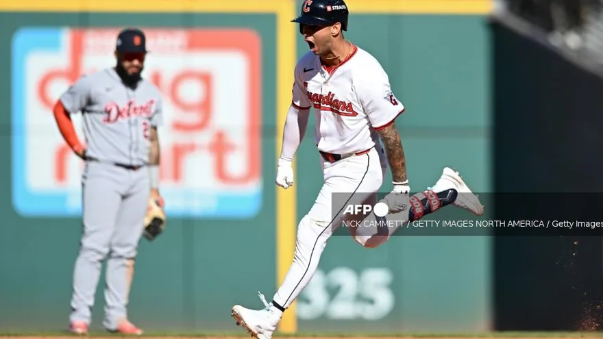 Brayan Rocchio de los Guardianes de Cleveland
