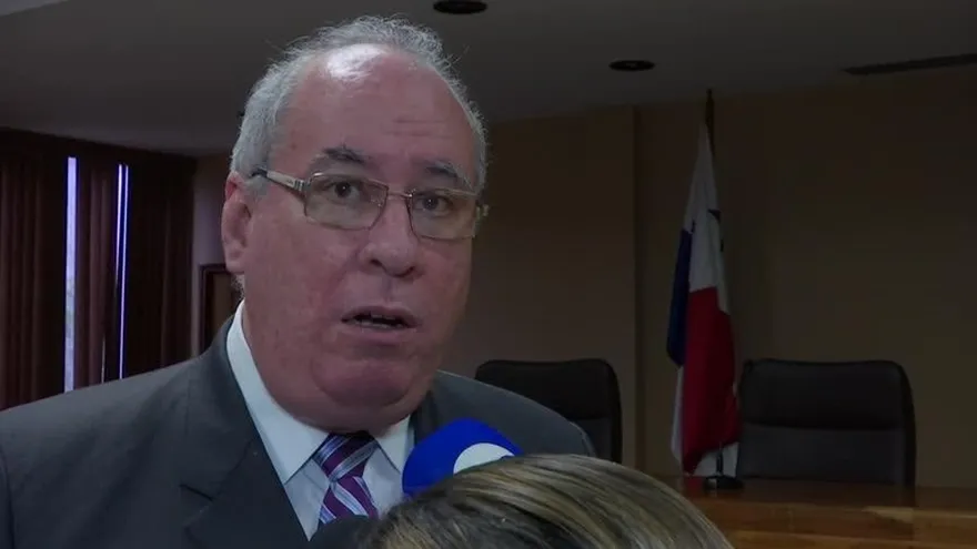 Ayú Prado defiende nombramientos de subalternos y exfuncionarios del MP en el SPA