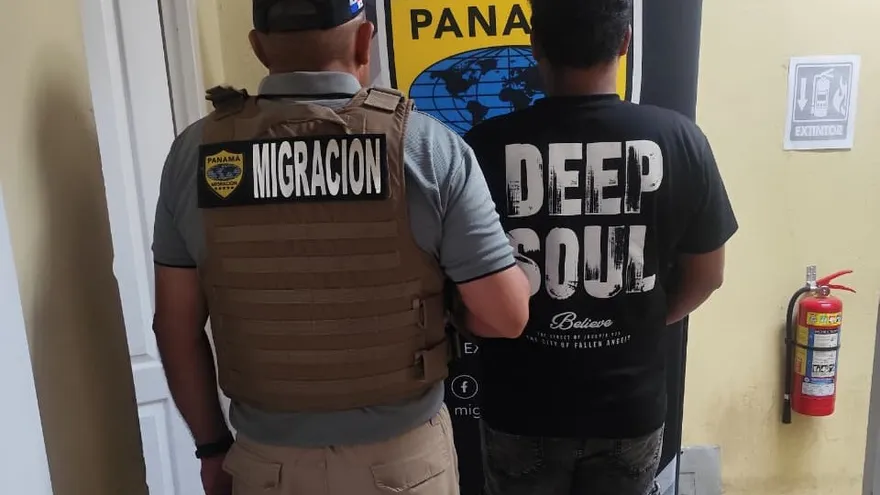 El colombiano está vinculado a presunto responsable de tráfico de migrantes