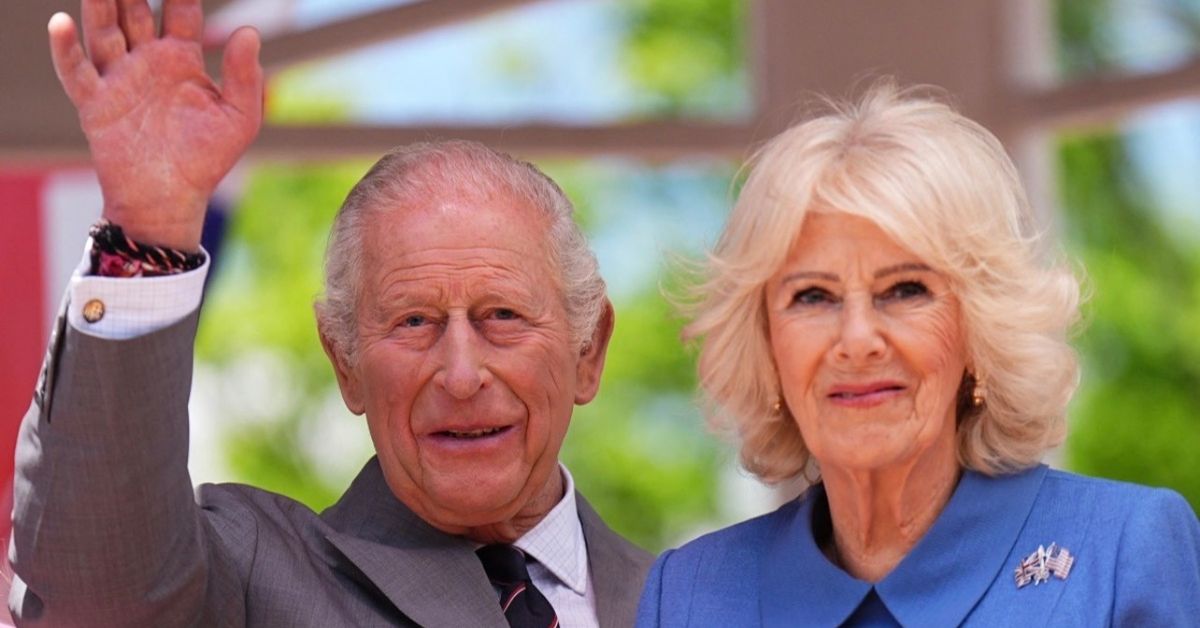 Carlos III cierra visita a EEUU con baño de inmersión en la cultura estadounidense