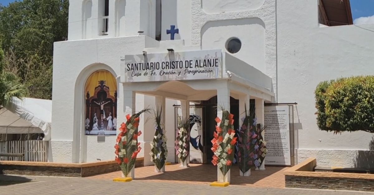 Alanje mantiene viva la tradición del 'velorio de pa Jesús' en Semana Santa
