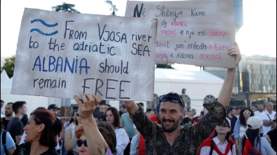 Thousands protest in Albania against Trump's son-in-law's real estate project