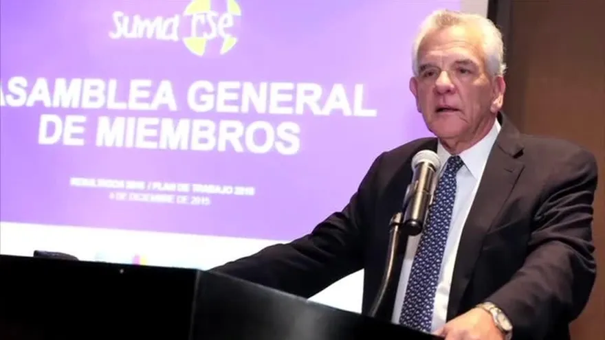 Reconocimiento internacional a don Stanley Motta