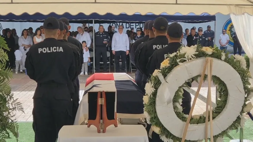 Policía Nacional despide con honores al sargento Franklin Fuentes en Herrera