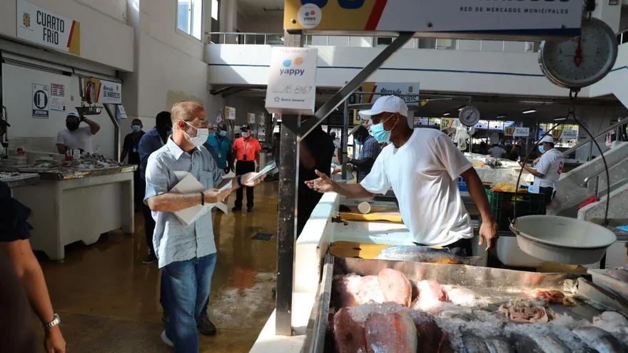 Alcaldía de Panamá entrega 20 mil mascarillas en la ciudad capital