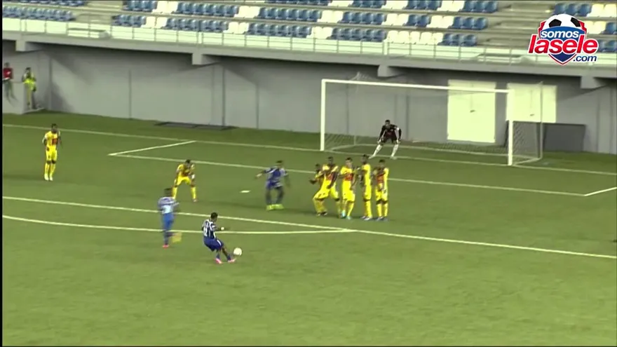 Resumen del partido Chorrillo 1-1 Árabe Unido