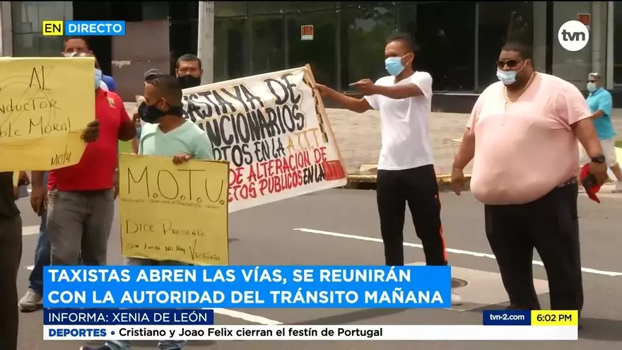 Taxistas reabren vías tras jornada de protestas