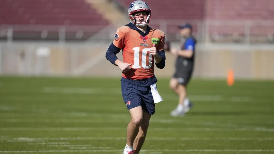 Drake Maye QB de los New England Patriots