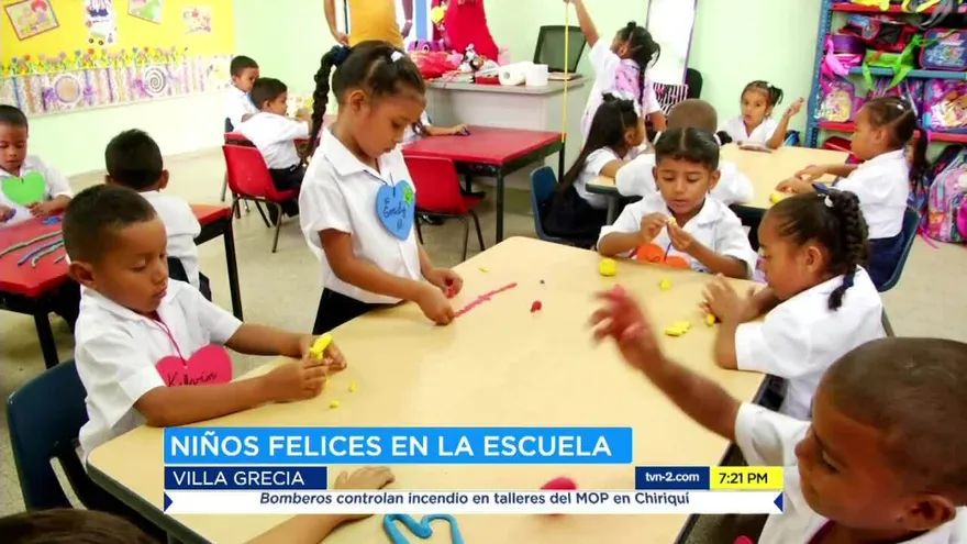 Pequeños arrancan su año escolar en medio de risas y lágrimas