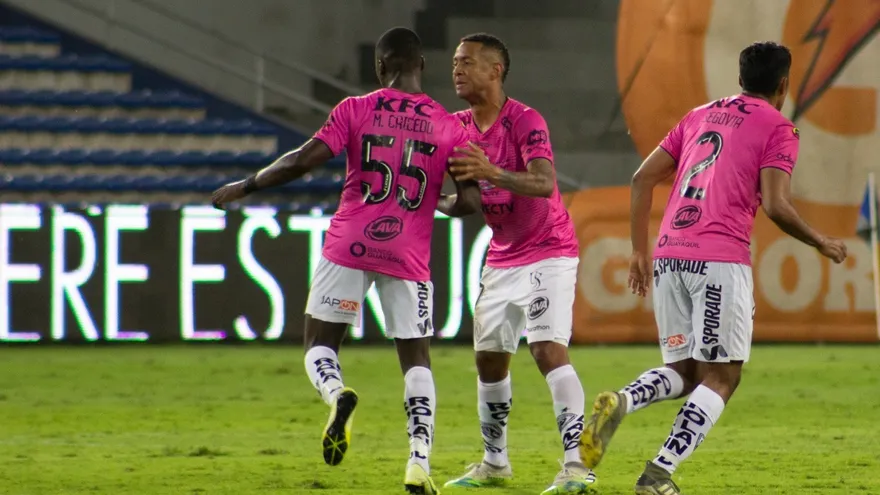 Gabriel Torres es elegido como el mejor jugador de la jornada en Ecuador