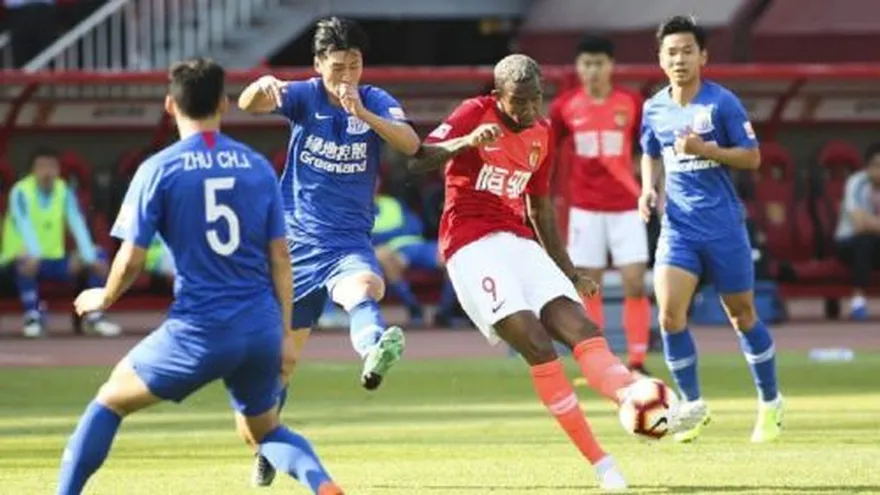 China descubre lo difícil que es reanudar el fútbol