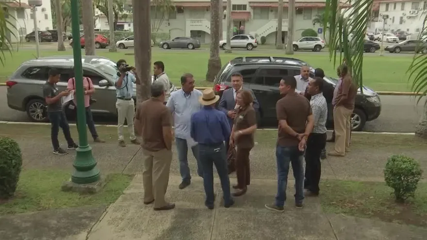 Partido en formación denuncia al TE por falta de transparencia