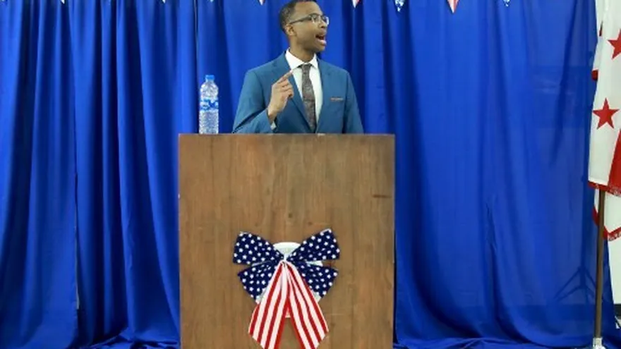 Joel Caston, el primer preso de la capital estadounidense que ha sido elegido para un cargo público