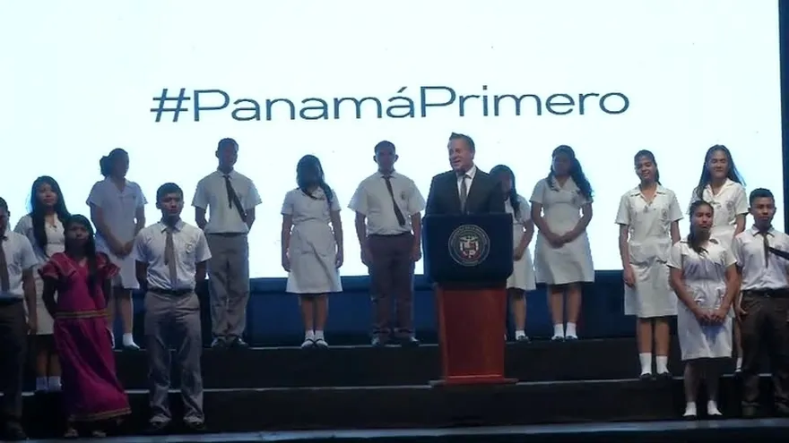 Varela: 'se auditarán permisos de armas' en el país