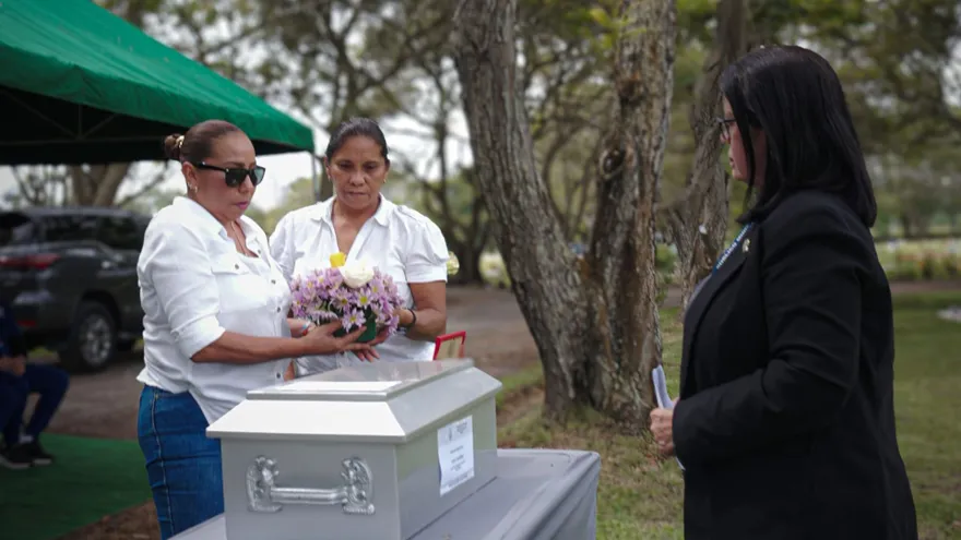 Comisión 20 de Diciembre acompaña entrega de restos de Luis Carlos Méndez