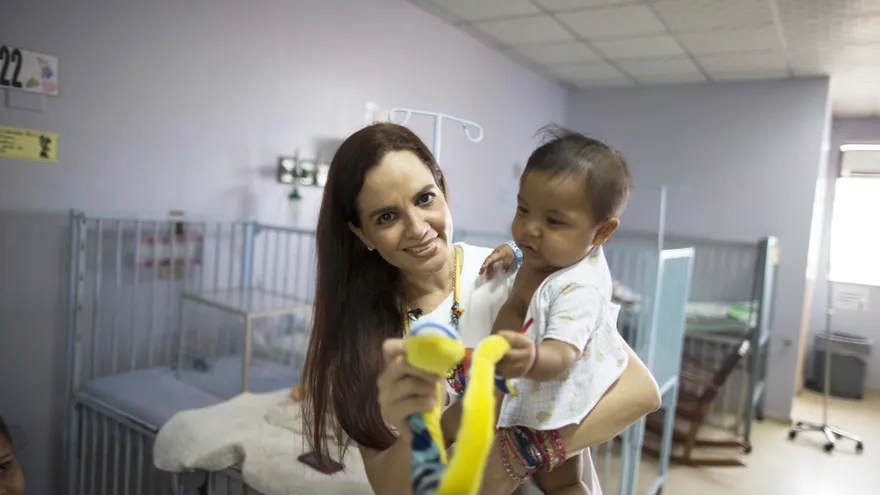 Erika Otero - Ayoudas