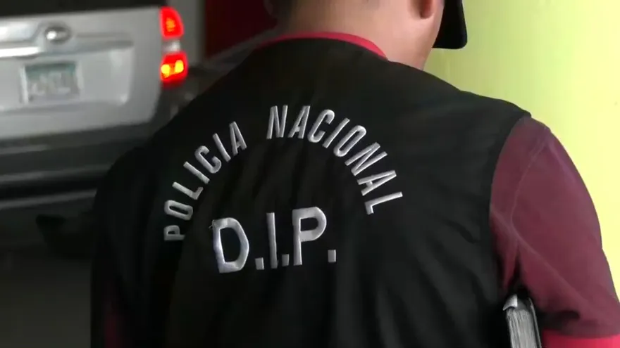 Autoridades buscan a más involucrados en robo a joyería