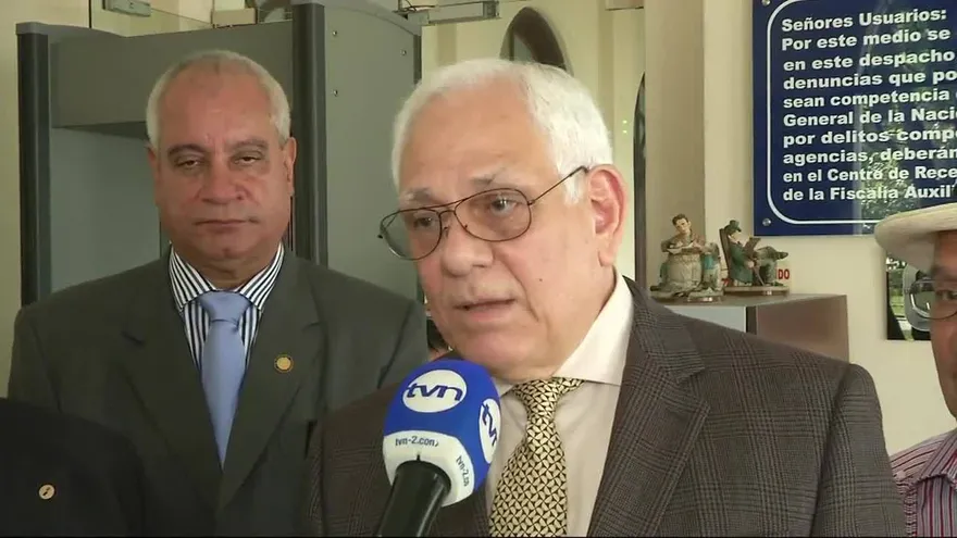 Denuncian a Martinelli, sus hijos y exministros por caso Odebrecht