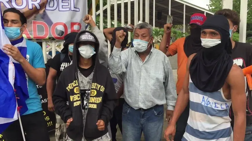 Estudiantes en Nicaragua quieren que Ortega deje el poder