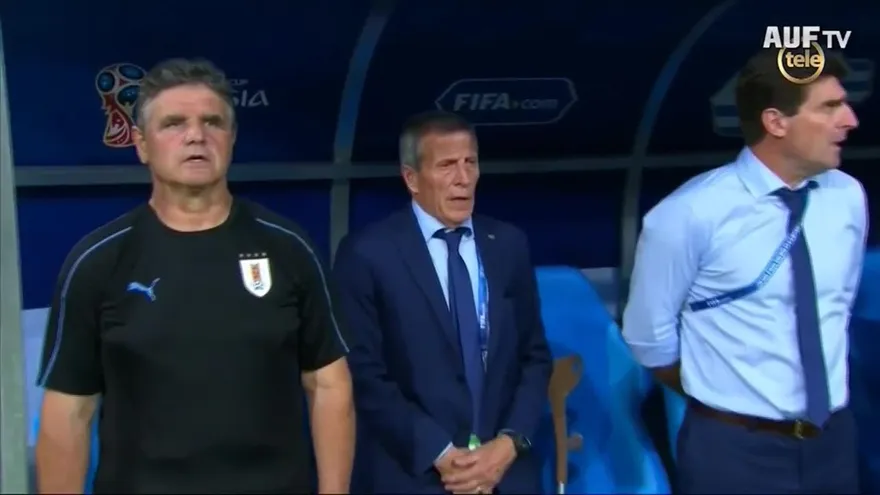 Tabárez recibe galardones Guinness por su proceso con la 'celeste'