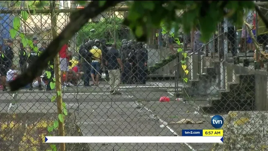 Dos muertos deja reyerta en cárcel de Colón