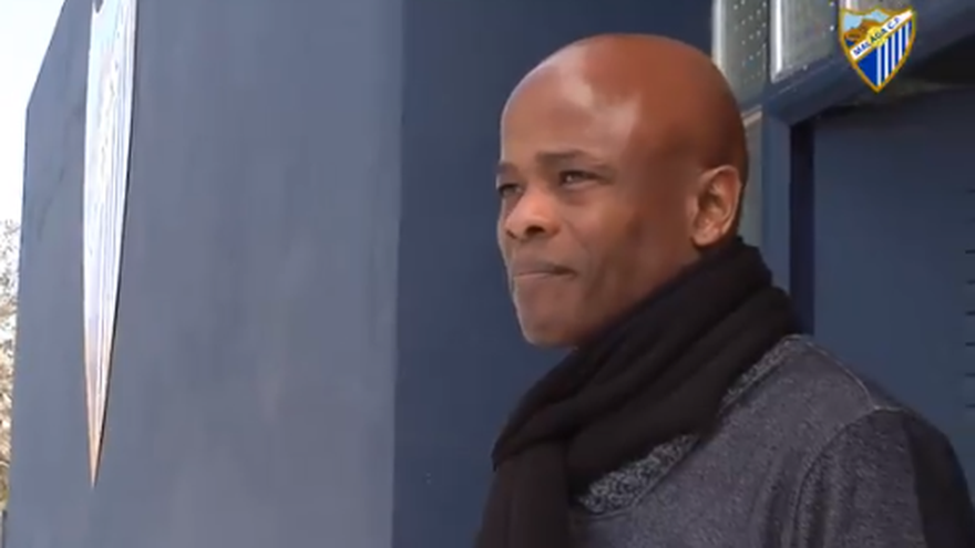 Julio Dely Valdés debuta con triunfo como DT del Atlético Malagueño