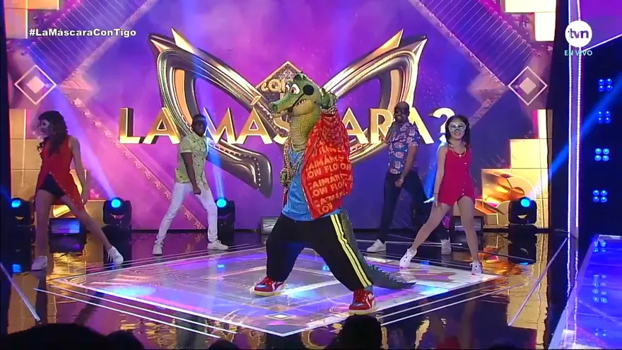 Caimán interpretó Soy un Hombre Divertido