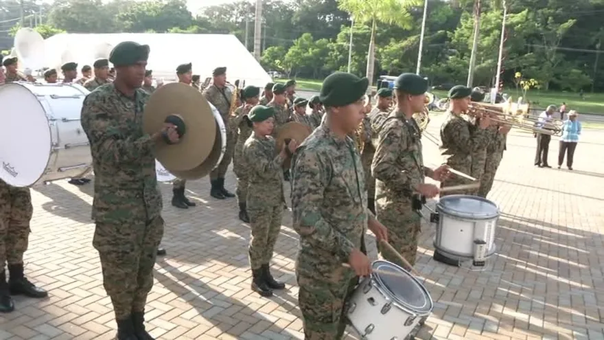 Fiestas Patrias y el toque festivo de SENAFRONT