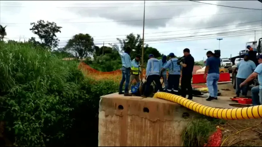 Idaan realiza instalación de válvula en potabilizadora