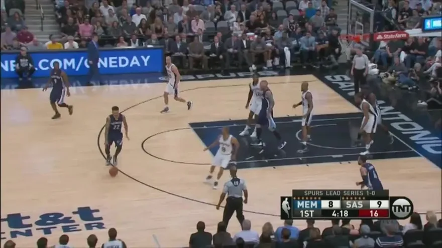 Los Spurs ganaron por paliza