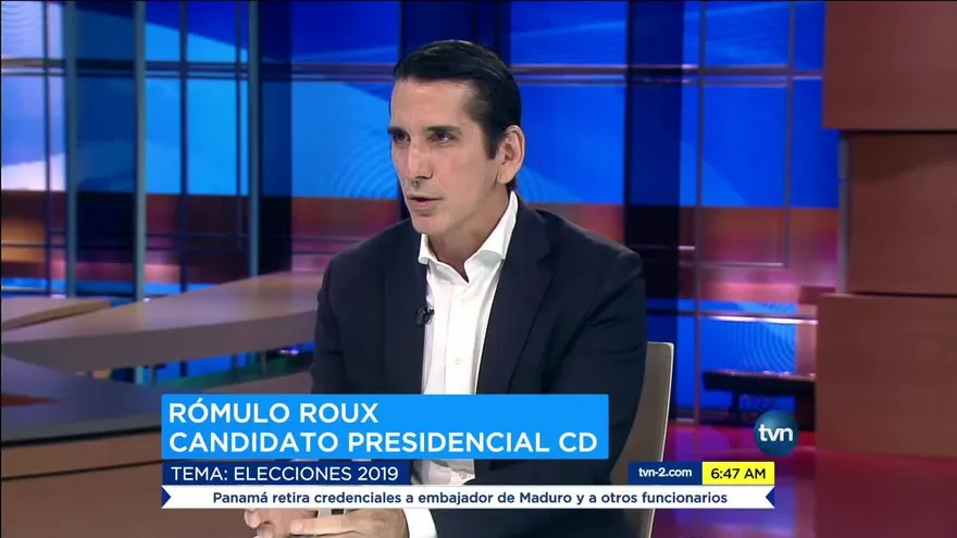 Rómulo Roux detalla cómo aplicaría el subsidio a las madres solteras