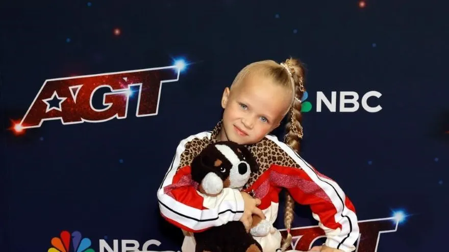 Eseniia Mikheeva, la niña elegida por Shakira para brillar en la final del  Mundial 2026 - Show TVN | Tvn Panamá